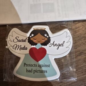 Social Media Angel Magnet - Red and White
